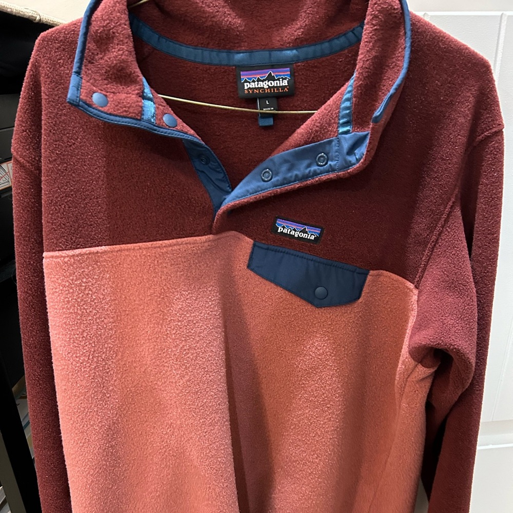 Women’s Patagonia pullover size Large